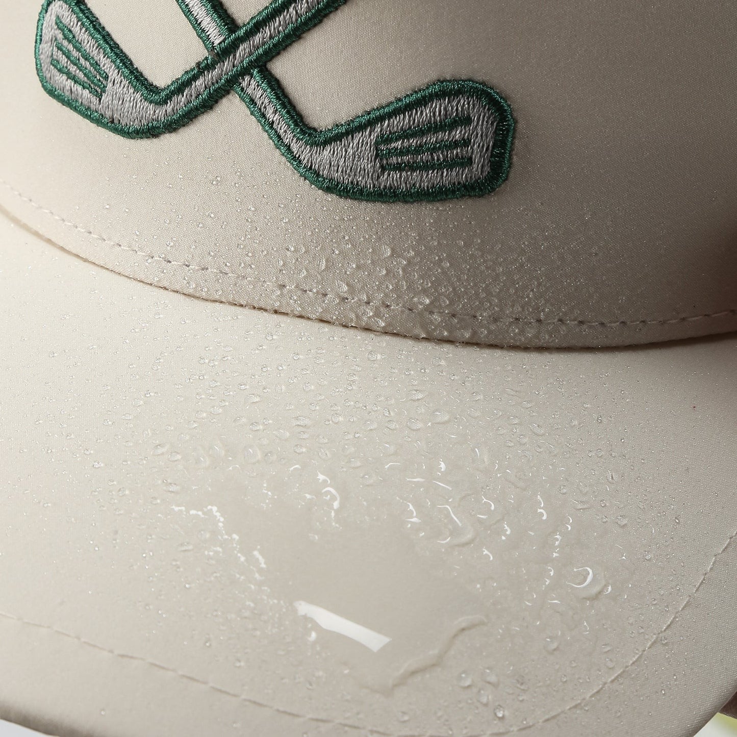 Waycap 5GOLF beige 5 panel waterproof polyester golf cap with embroidered golf clubs